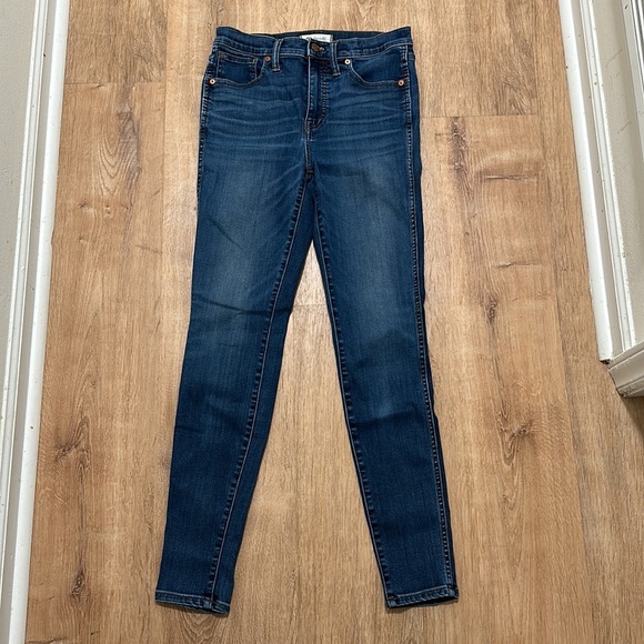 MADEWELL | Tall 10" High-Rise Skinny Jeans in Danny Wash - Picture 4 of 6
